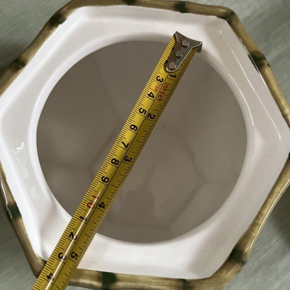 World Bazar Bamboo Pattern Cookie Jar w. Lid 3D Bee Large 9" x 9"- New Vintage - Picture 14 of 16